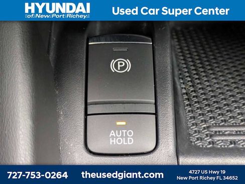 Used 2022 Nissan Kicks SV w/ Exterior Package image 24