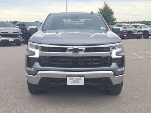 Used 2024 Chevrolet Silverado 1500 LT RWD image 8