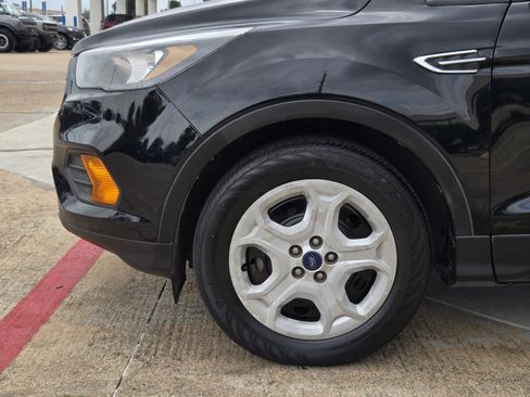 Certified 2018 Ford Escape S FWD image 5