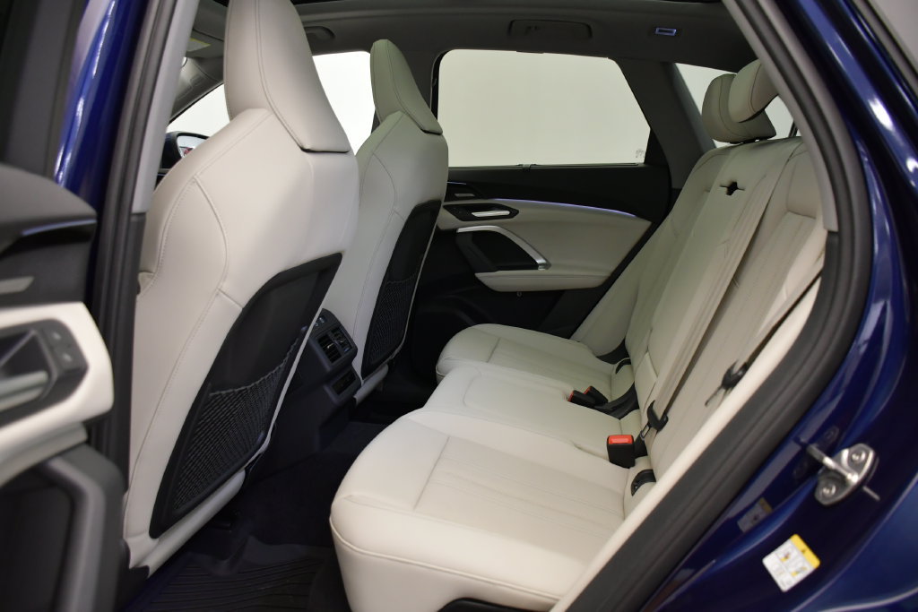 Used 2025 Audi Q5 Premium w/ Premium Plus AWD/4WD image 41