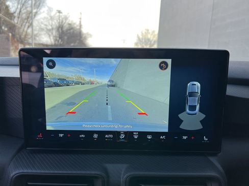 Used 2025 Ford Mustang Coupe image 17