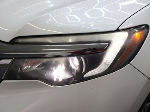 Used 2021 Honda Pilot EX image 31
