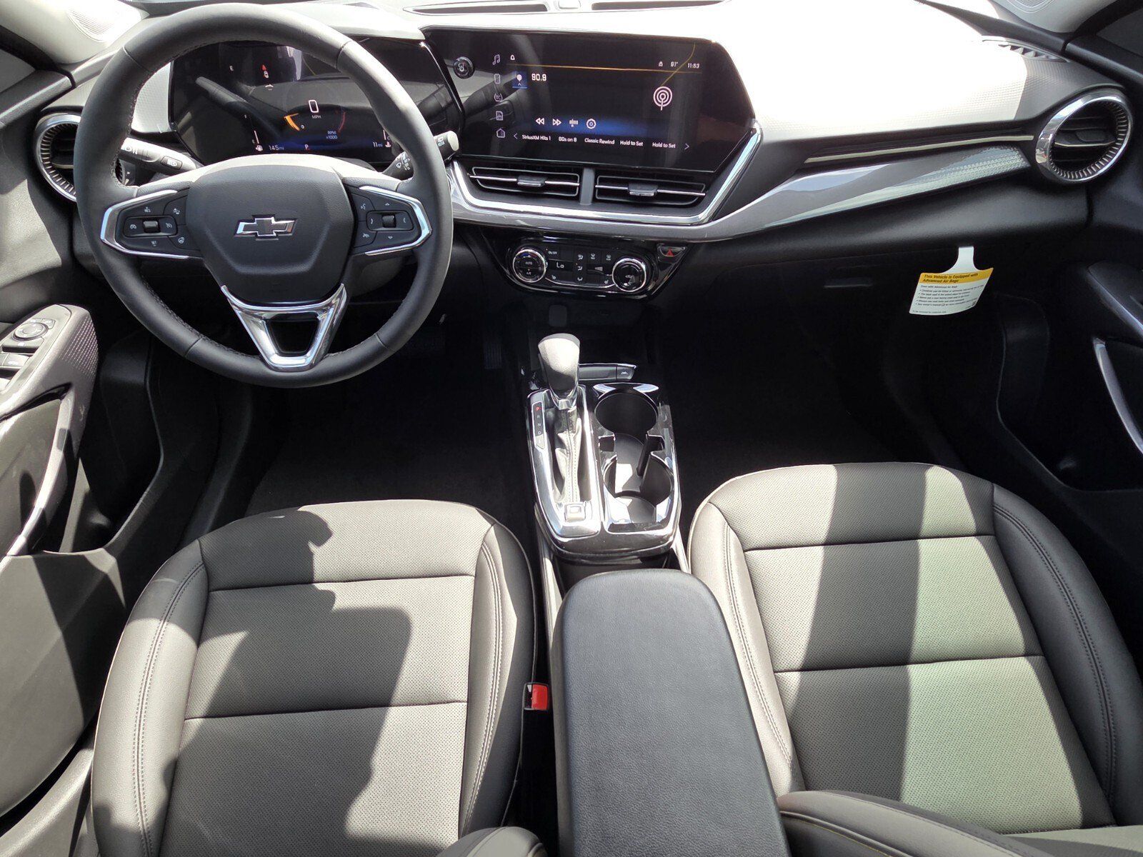 New 2026 Chevrolet Trax ACTIV w/ Sunroof Package FWD image 7