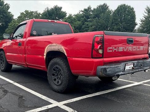 Used 2006 Chevrolet Silverado 1500 W/T RWD image 3