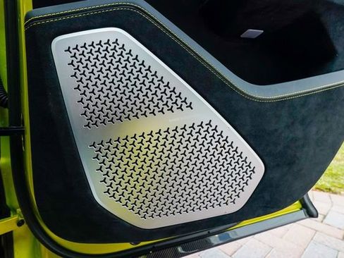 Used 2023 Lamborghini Urus Performante image 95