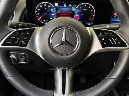 Certified 2024 Mercedes-Benz GLB 250 GLB 250 image 7