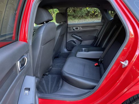 Used 2025 Honda Civic Sport image 28
