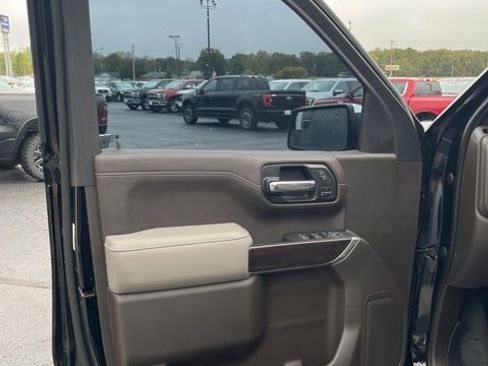 Used 2019 GMC Sierra 1500 SLT image 27