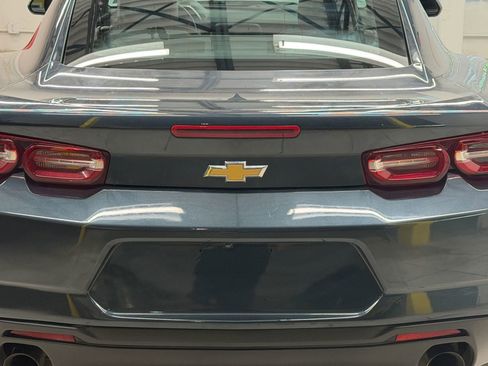 Used 2022 Chevrolet Camaro LT RWD image 11
