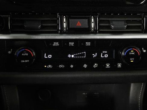 Certified 2025 Nissan Pathfinder SV AWD/4WD image 23