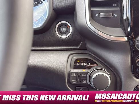 New 2026 RAM 1500 Big Horn AWD/4WD image 34