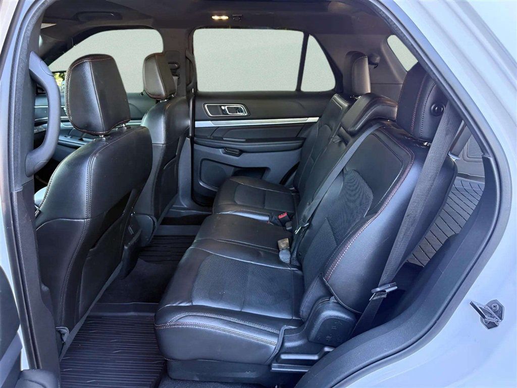 Used 2018 Ford Explorer Sport w/ Ford Safe & Smart Package AWD/4WD image 16