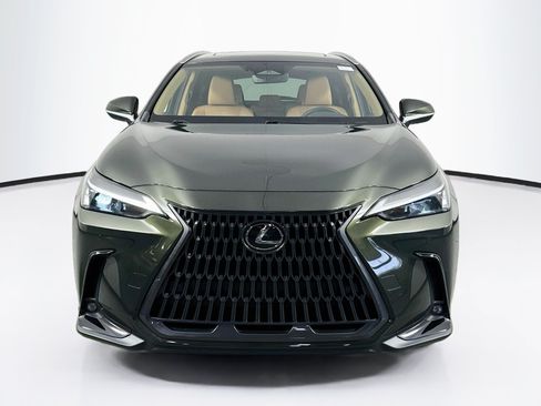Used 2024 Lexus NX 250 FWD image 2