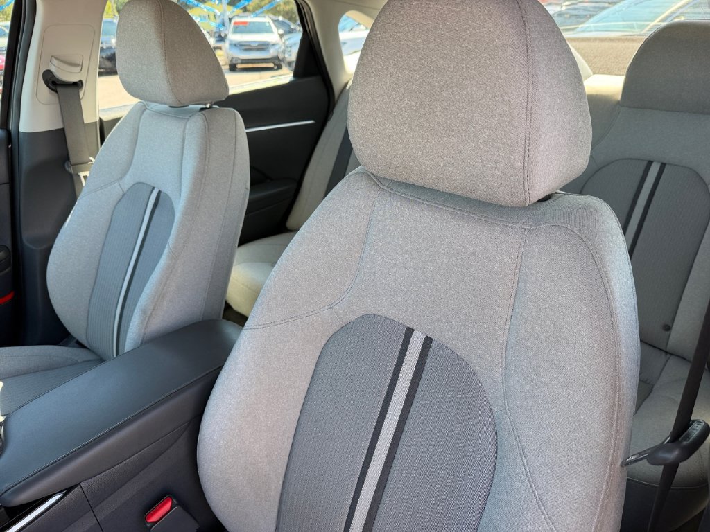 Used 2022 Hyundai Sonata SE w/ Cargo Package FWD image 13