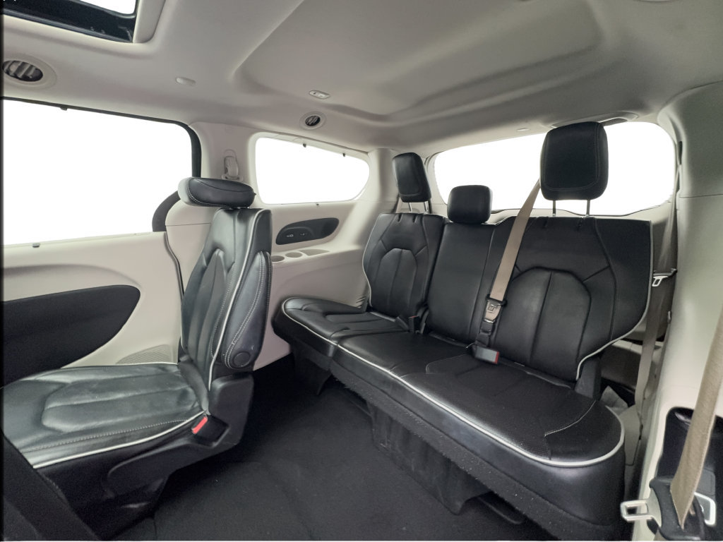 Used 2022 Chrysler Pacifica Limited FWD image 26