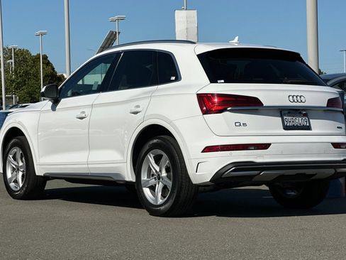 Used 2023 Audi Q5 2.0T Premium w/ Convenience Package AWD/4WD image 6