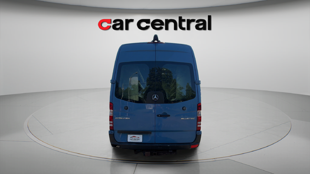 Used 2015 Mercedes-Benz Sprinter 2500 image 5