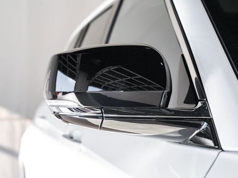 New 2025 Jeep Grand Cherokee Overland w/ Adv Protech Group III image 15