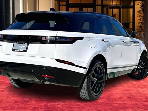 Used 2024 Land Rover Range Rover Velar Dynamic SE image 12