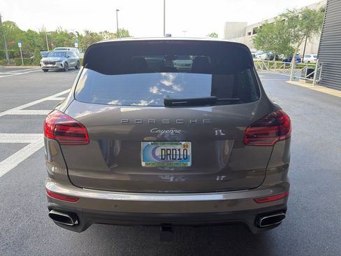 Used 2016 Porsche Cayenne image 12