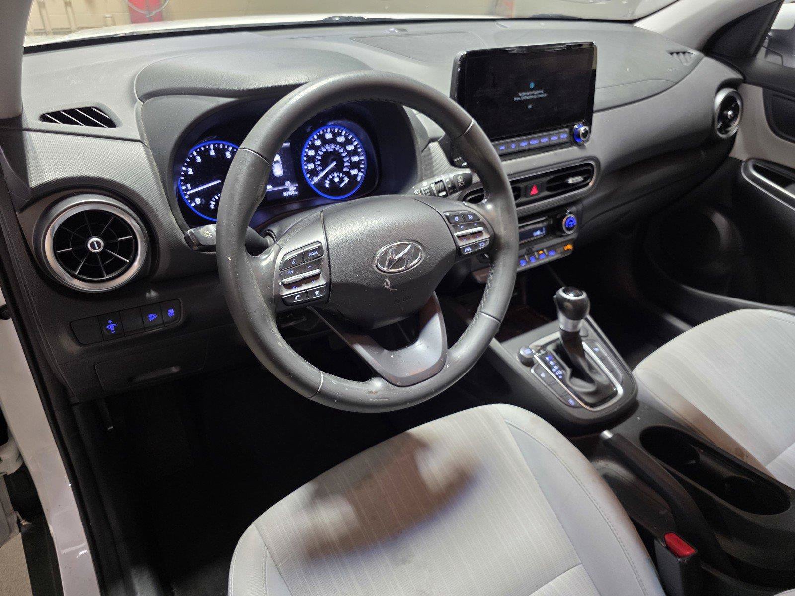 Used 2023 Hyundai Kona SEL w/ Convenience Package FWD image 17