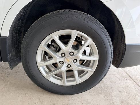 Used 2023 Chevrolet Equinox LT AWD/4WD image 11