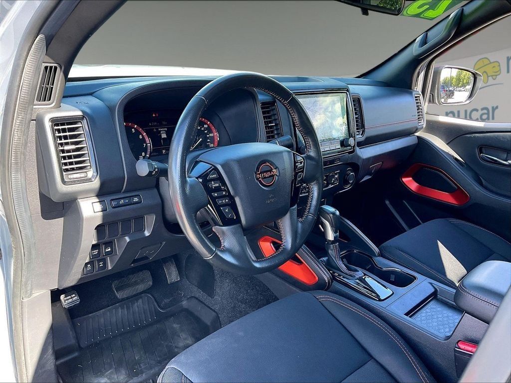 Used 2023 Nissan Frontier PRO-4X w/ Tow Package AWD/4WD image 8