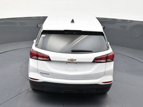 Used 2024 Chevrolet Equinox LS FWD image 15