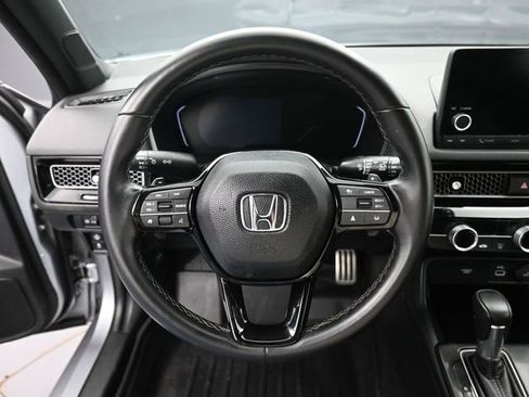 Used 2023 Honda Civic Sport image 18