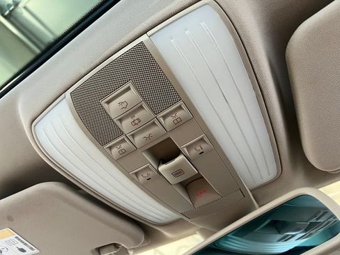 Used 2016 Mercedes-Benz E 350 Sedan image 55