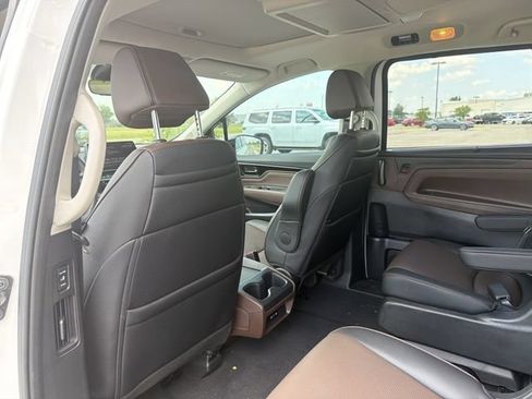 Used 2026 Honda Odyssey Elite image 13