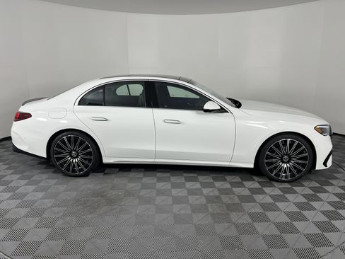 New 2026 Mercedes-Benz E 350 4MATIC Sedan image 14