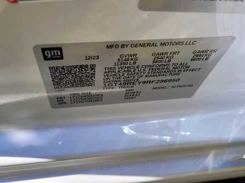 Used 2024 GMC Sierra 2500 Denali w/ Denali Reserve Package image 18