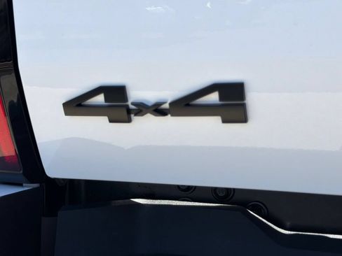 New 2026 Toyota Tundra SR5 AWD/4WD image 15