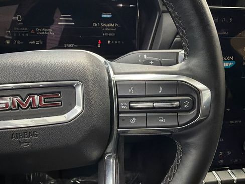 Used 2025 GMC Terrain Elevation image 24