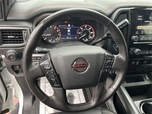 Used 2023 Nissan Titan PRO-4X w/ Pro-4x Convenience Package image 11