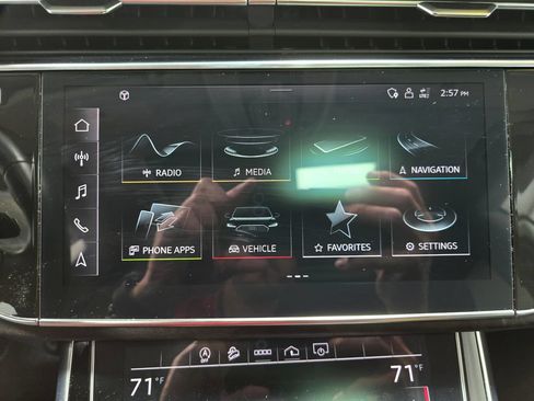 Used 2023 Audi Q8 Premium w/ Convenience Package AWD/4WD image 22