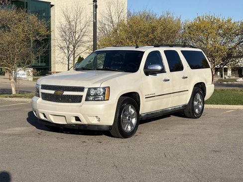 Used 2010 Chevrolet Suburban LTZ image 1