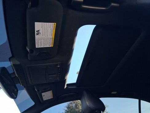 Used 2022 INFINITI Q50 Sensory image 7