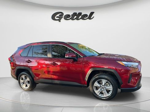 Certified 2023 Toyota RAV4 XLE AWD/4WD image 3