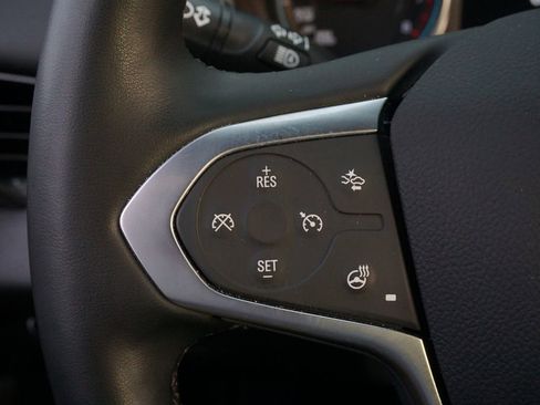 Used 2023 Chevrolet Traverse LT FWD image 21