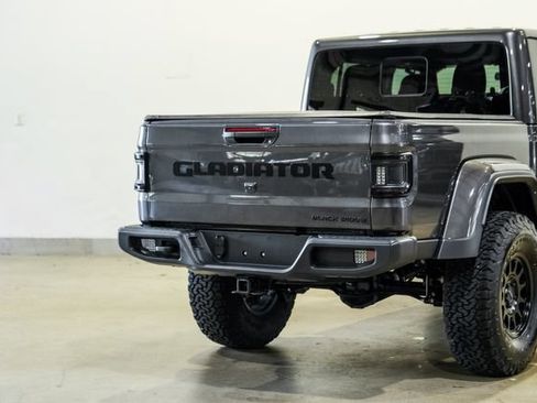 Used 2025 Jeep Gladiator Sport AWD/4WD image 36