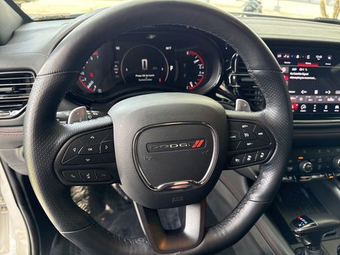 Used 2025 Dodge Durango GT AWD/4WD image 17
