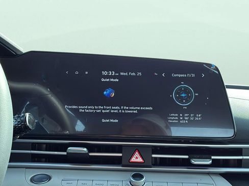 New 2026 Hyundai Elantra Limited FWD image 29