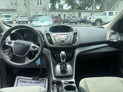 Used 2016 Ford Escape SE FWD image 12