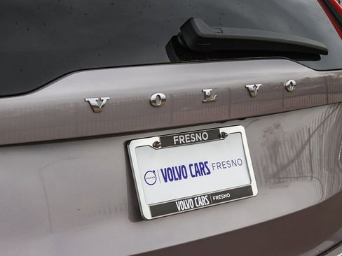 New 2026 Volvo XC90 B6 Plus w/ Protection Package image 12