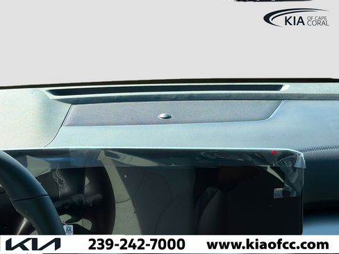 New 2026 Kia Sorento S image 17