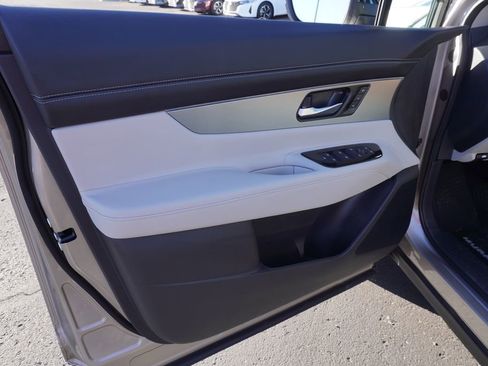 New 2026 Nissan Murano SL image 15