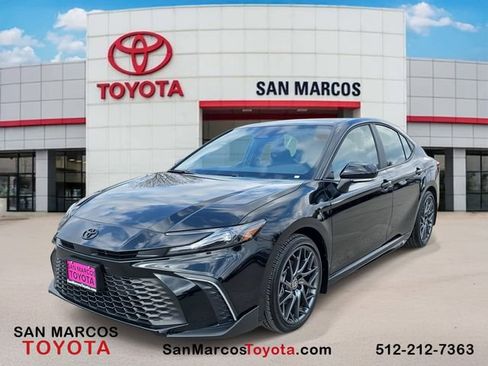 New 2026 Toyota Camry SE image 1