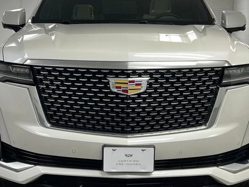 Certified 2024 Cadillac Escalade Premium Luxury w/ Performance Package AWD/4WD image 9